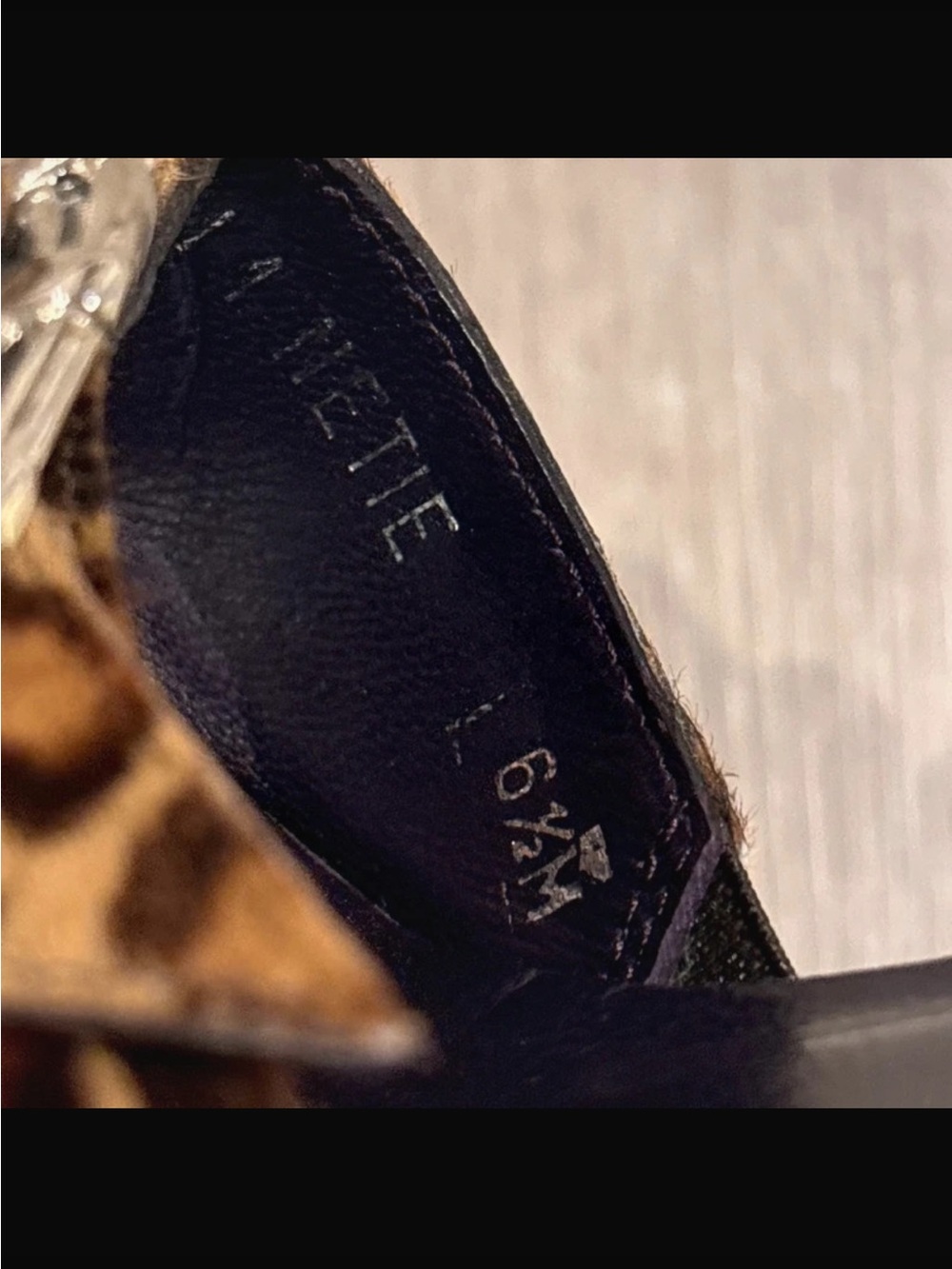 Donald j. Pliner vintage y2k mcbling cheetah buckle kitten heels - Picture 10 of 10